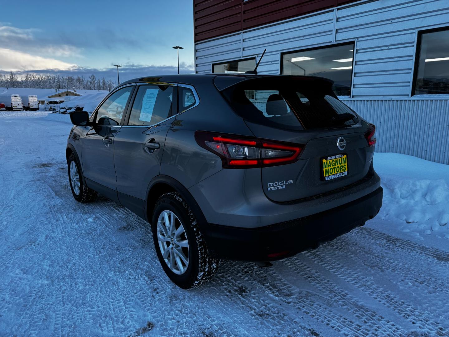 2021 Gray /Black Nissan Rogue Sport Sport (JN1BJ1AW9MW) with an 2.0L 4-Cylinder engine, located at 1960 Industrial Drive, Wasilla, 99654, (907) 274-2277, 61.573475, -149.400146 - Photo#3